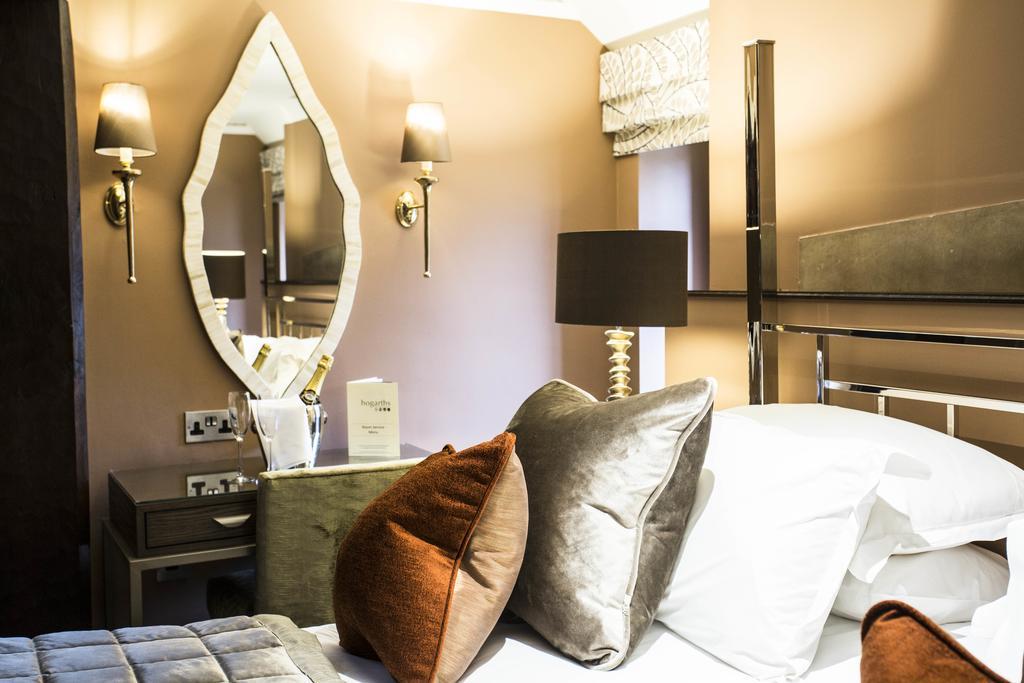 Hogarths Stone Manor Hotell Kidderminster Eksteriør bilde
